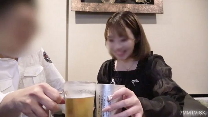 fc2-ppv-4751355-990分，直到第三名第一次-20歲的高中生：“我愛性愛♡”她在兼職工作中脫離了性慾，達到了性高潮